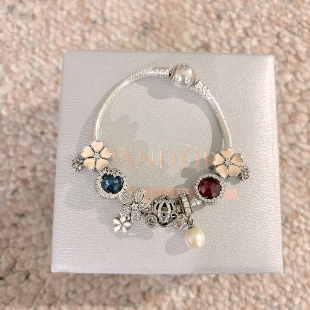 [Authentic] Pandora Disney Charm Bracelet Silver
